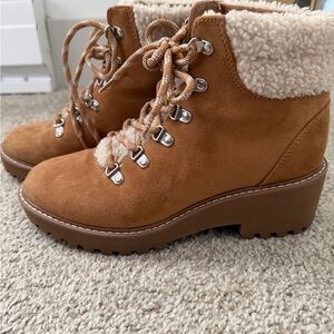 Women's Tan Suede Ankle Boots